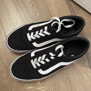 Black vans